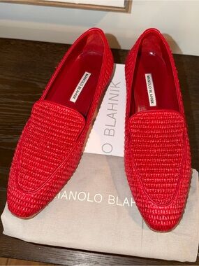 Manolo Blahnik
Pitakara Woven Slip-On Loafers 42